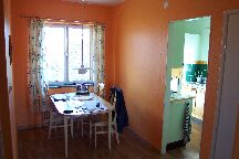 Flur/Esszimmer - rechts die Kueche